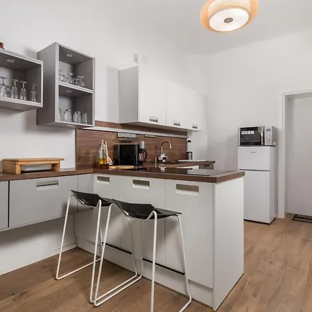 Rhea Apartment Opatija