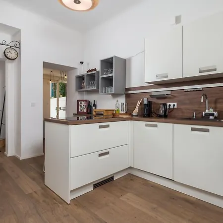 Appartement Rhea *